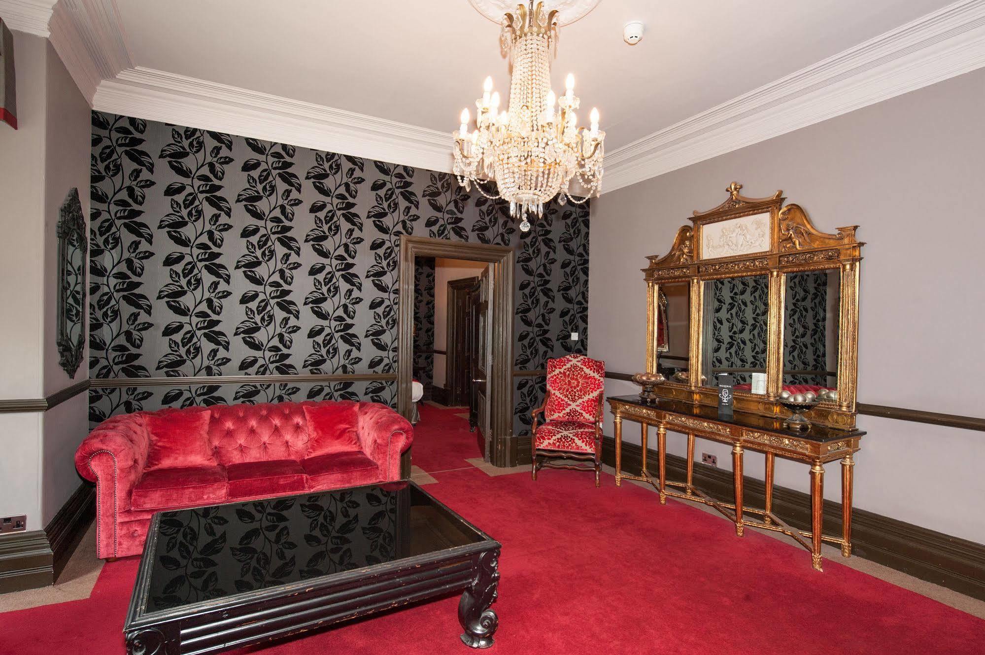 Balmoral Hotel Harrogate Exterior photo
