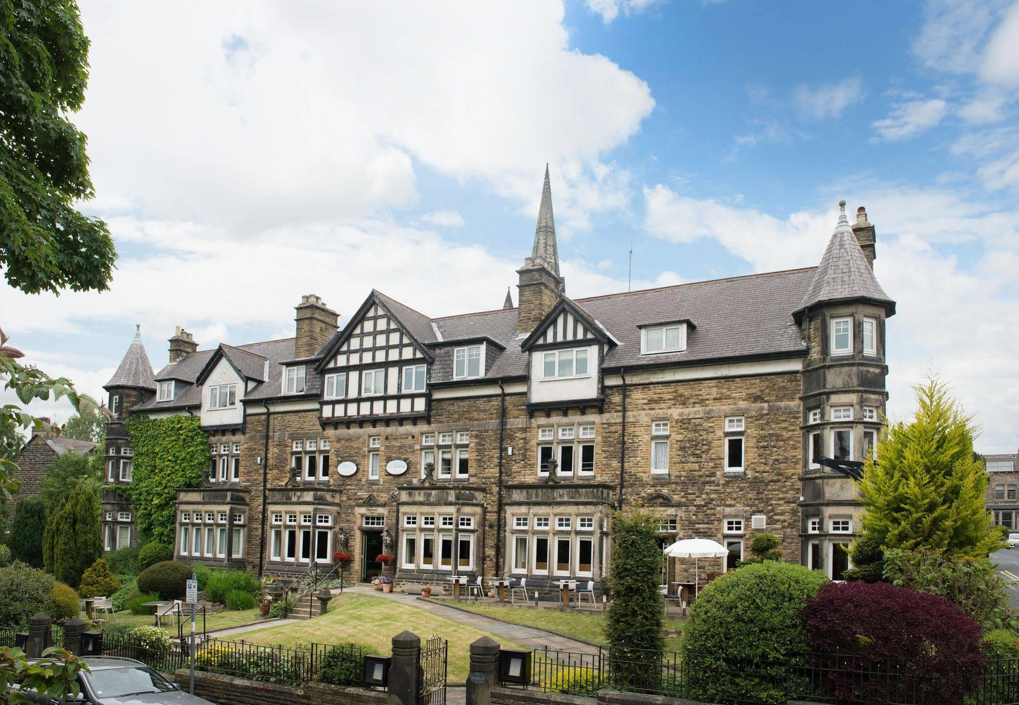Balmoral Hotel Harrogate Exterior photo