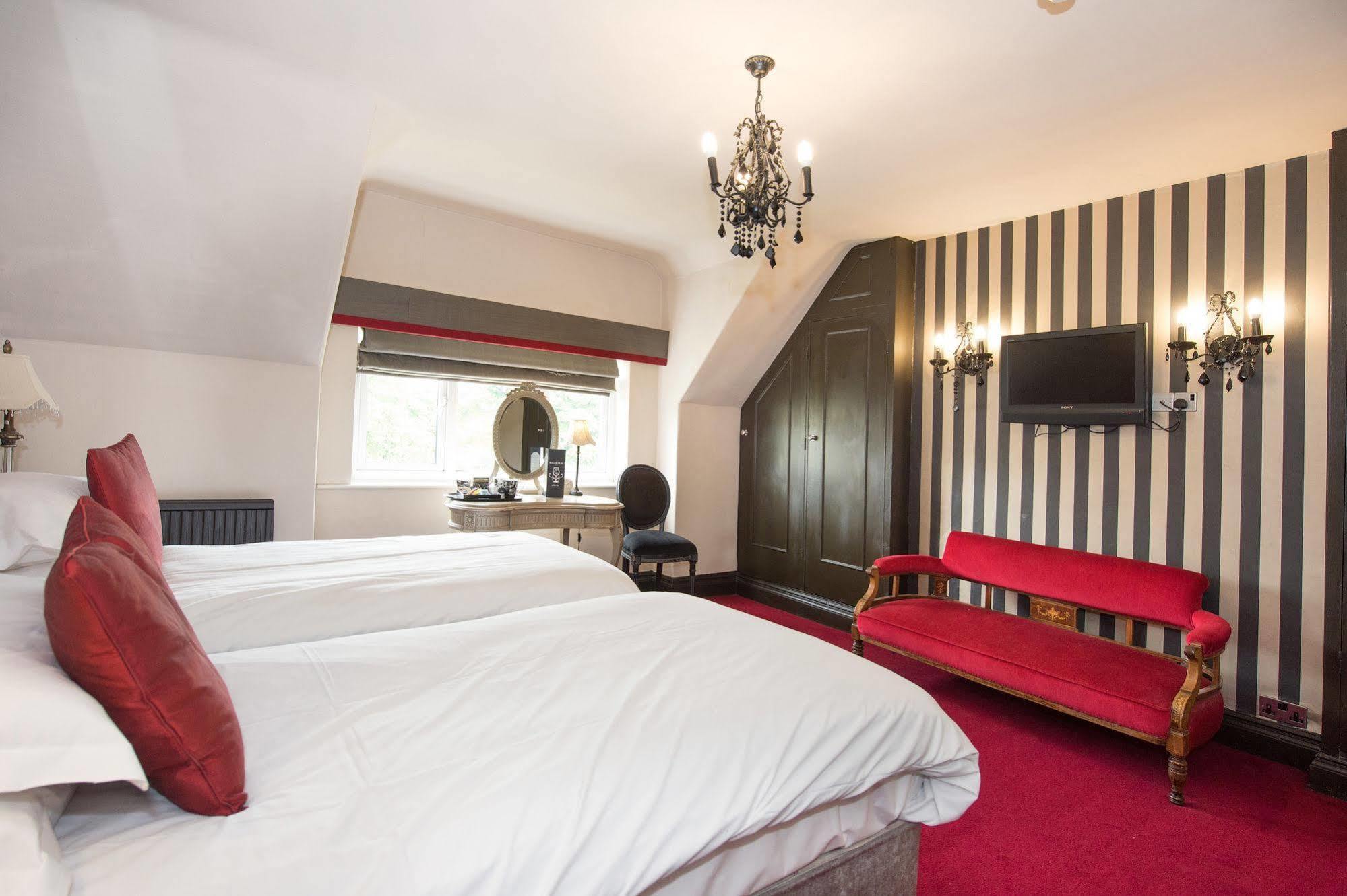 Balmoral Hotel Harrogate Exterior photo